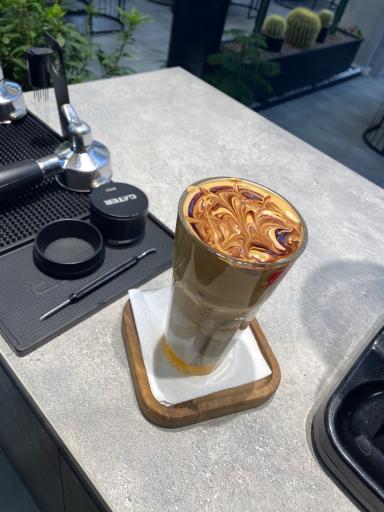 عکس کافه رستوران اسفندیار 