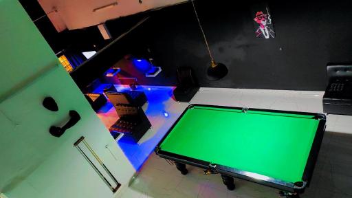 عکس گیم سنتر بانوان و آقایان x