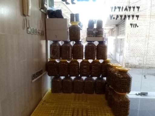 عکس فروشگاه مواد غذایی مغذی