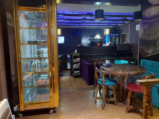 عکس کافی شاپ نیلی