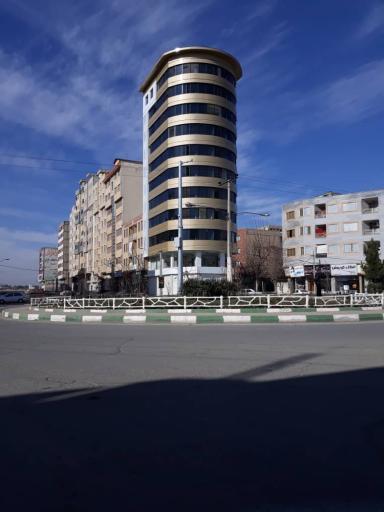 عکس مجتمع تجاری اداری طلایی