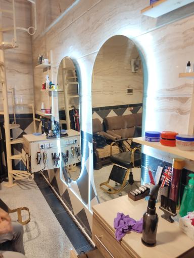 عکس آرایشگاه دانته 