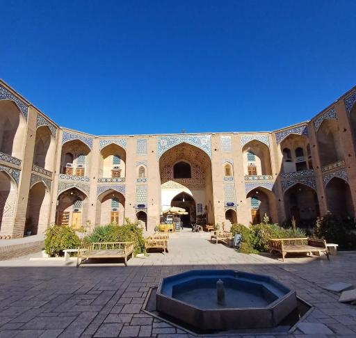 عکس کاروانسرای گنجعلی خان