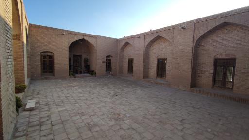 عکس کاروانسرای گنجعلی خان