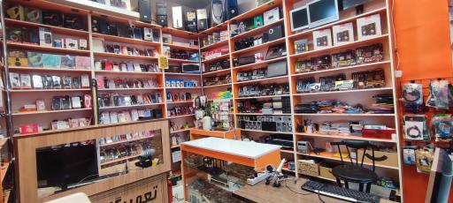 عکس تعمیرات کامپیوتر امید باب