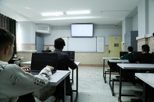 عکس هنرستان انفورماتیک شعبه پونک