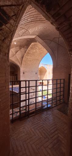 عکس کاروانسرای گنجعلی خان