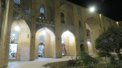 عکس کاروانسرای گنجعلی خان