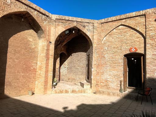 عکس کاروانسرای گنجعلی خان