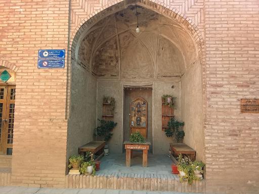 عکس کاروانسرای گنجعلی خان