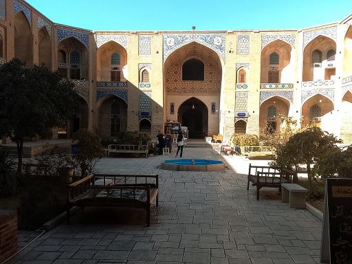 عکس کاروانسرای گنجعلی خان