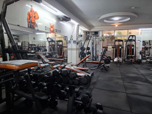 عکس باشگاه اسطوره