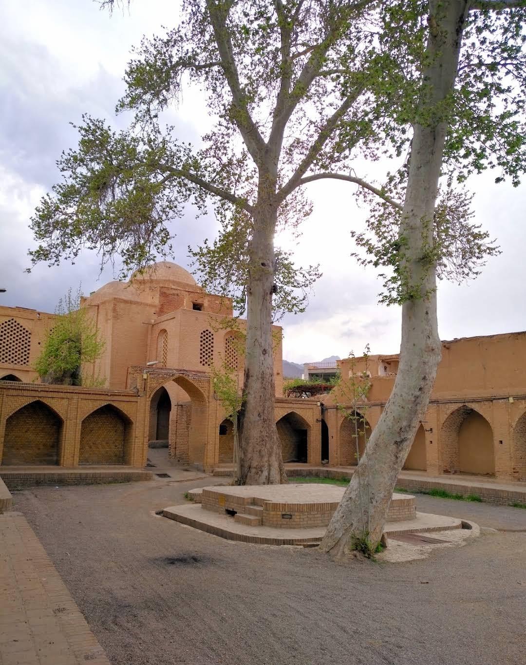 عکس مسجد جامع و حسینیه تاریخی سرشک