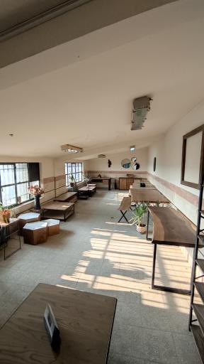 عکس تولیدی محصولات چوب و فلز مان دکور