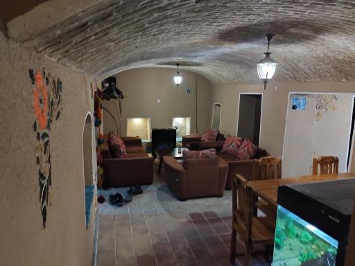 عکس عمارت نخلستان