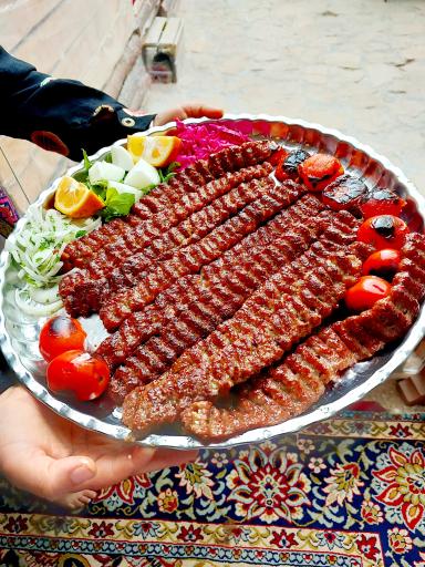 عکس رستوران سنتی امیرنشین