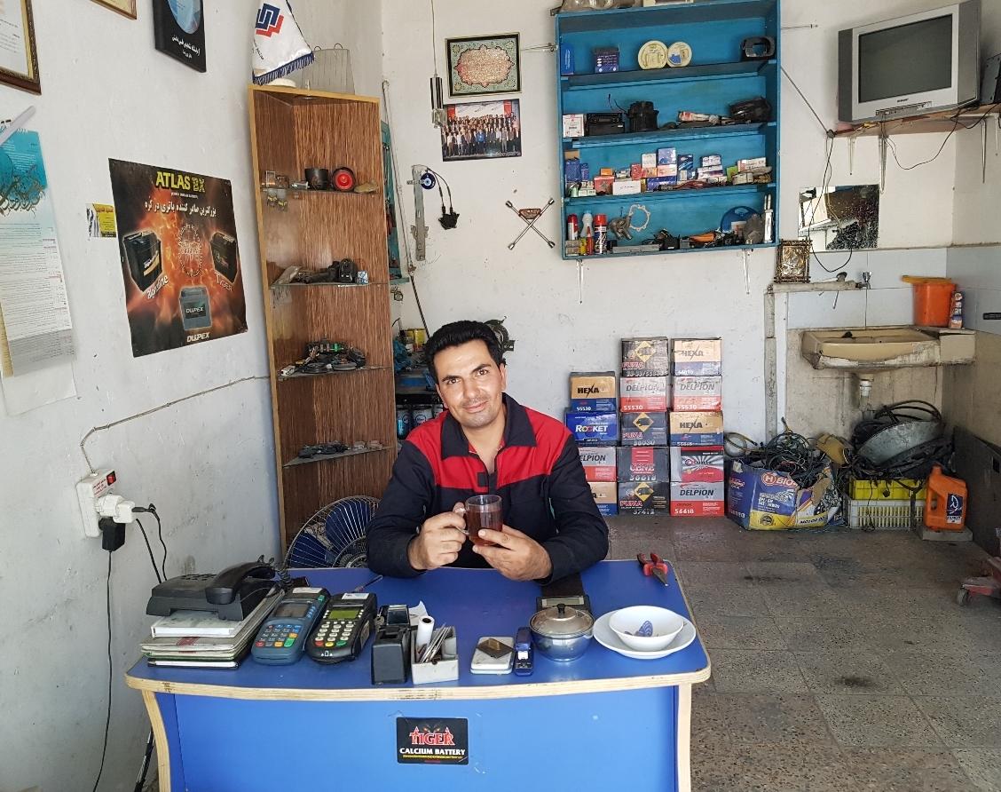 عکس تعمیرگاه و برق خودرو