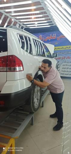 عکس مرکز تخصصی تشخیص رنگ غیور 