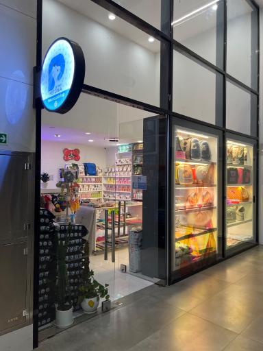 عکس پت‌شاپ پتونیا