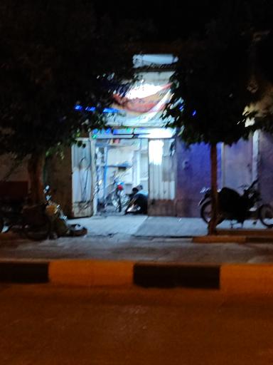 عکس تعمیرگاه موتور 