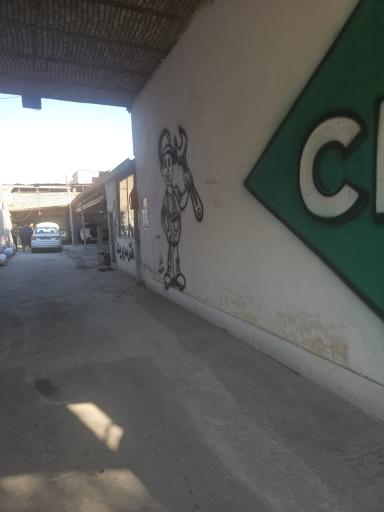 عکس تعمیرگاه سی ان جی