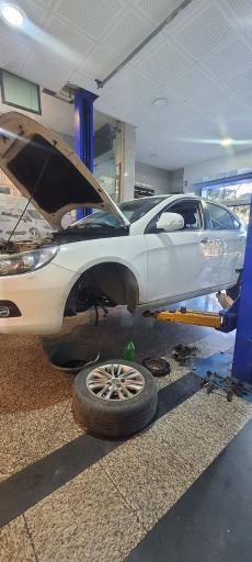 عکس کلینیک تخصصی مجاز خودروهای ایرانی و خارجی