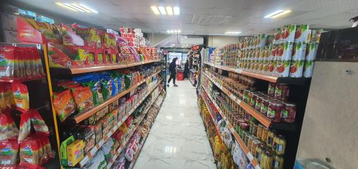 عکس هایپر مارکت دهکده