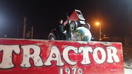 عکس نماد تیم تراکتور