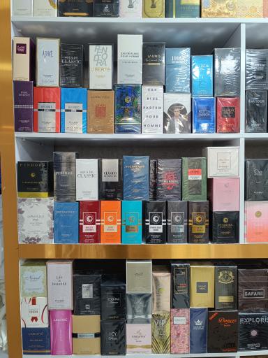 عکس گالری تخصصی عطر و ادکلن آیساپرفیوم 