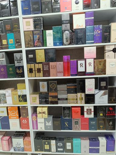 عکس گالری تخصصی عطر و ادکلن آیساپرفیوم 