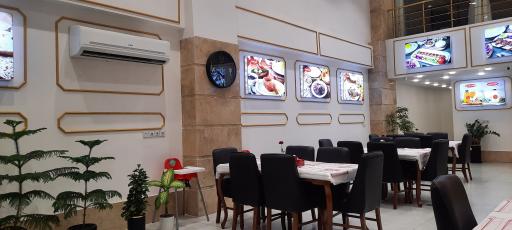 عکس رستوران کلبادی بم