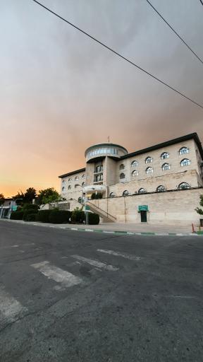 عکس دانشکده فنی و مهندسی دانشگاه علوم و تحقیقات