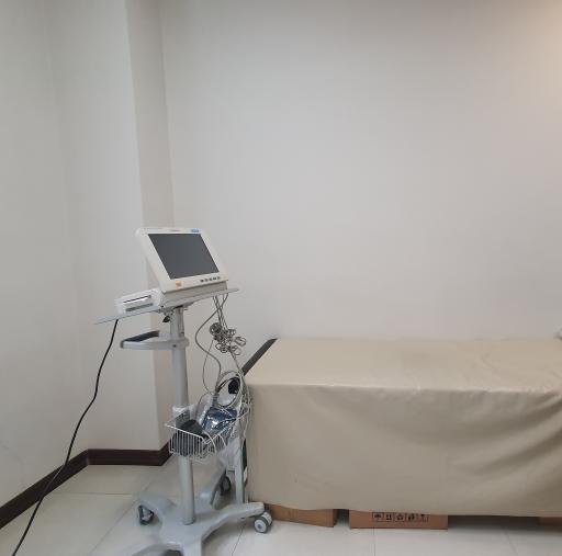 عکس مرکز مشاوره و مامایی آنا (راضیه دنیایی)