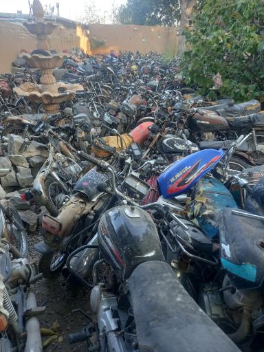 عکس موتورسیکلت مصطفی 