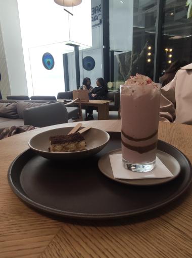 عکس کافه ساعدی نیا