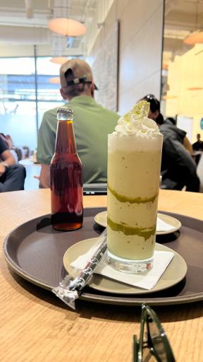 عکس کافه ساعدی نیا