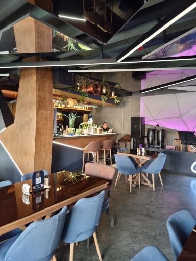 عکس رستوران آدرین