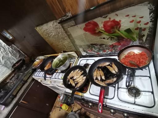 عکس غذاخوری عمو صمد