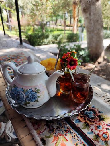 عکس سفره خانه سنتی خیام