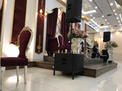 عکس تالار پذیرایی قصر نشاط