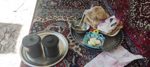 عکس سفره خانه سنتی خیام