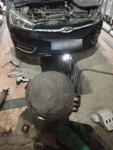 عکس اگزوز و کاتالیزور میرنژاد