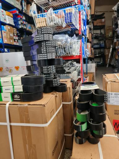 عکس فروشگاه لوازم یدکی سوئد ولوو حسن ترکاشوند