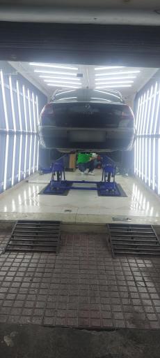 عکس کارشناسی و تشخیص رنگ خودرو تهرانپارس