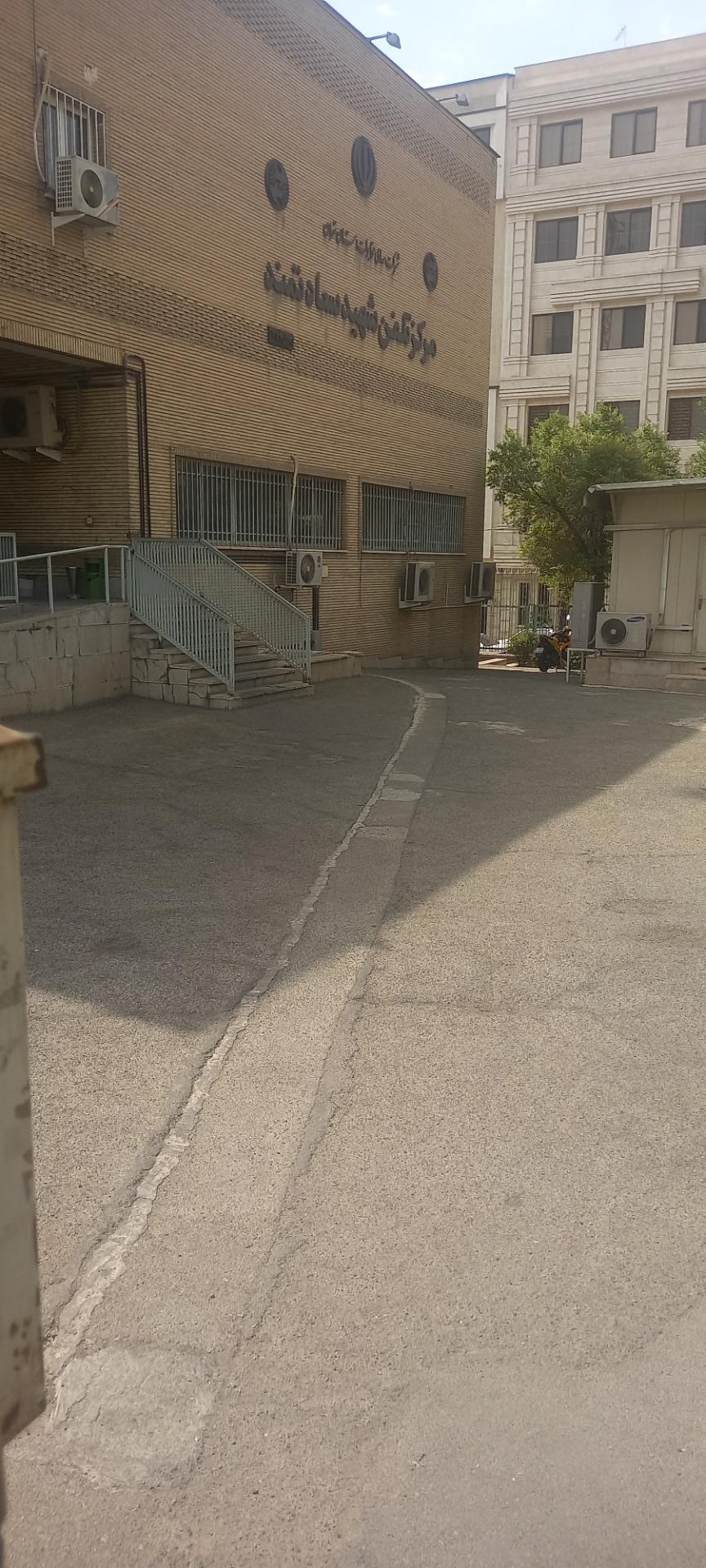 عکس اداره مخابرات شهید سعادتمند