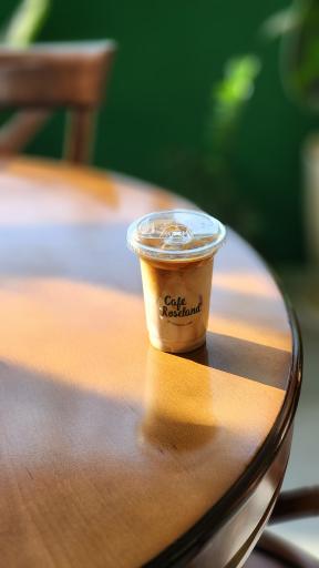 عکس کافه رزلند