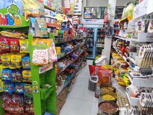 عکس هایپر مارکت صالح