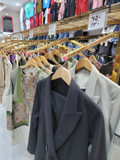 عکس فروشگاه گوهرپوش