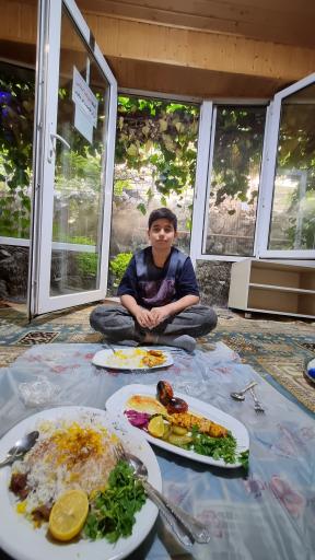 باغ رستوران کرمانشاهی