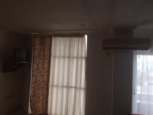 عکس هتل آپارتمان رادمهر